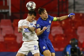 开云体育登录-拜仁闷平波尔图，晋级半决赛仍遥遥无期()